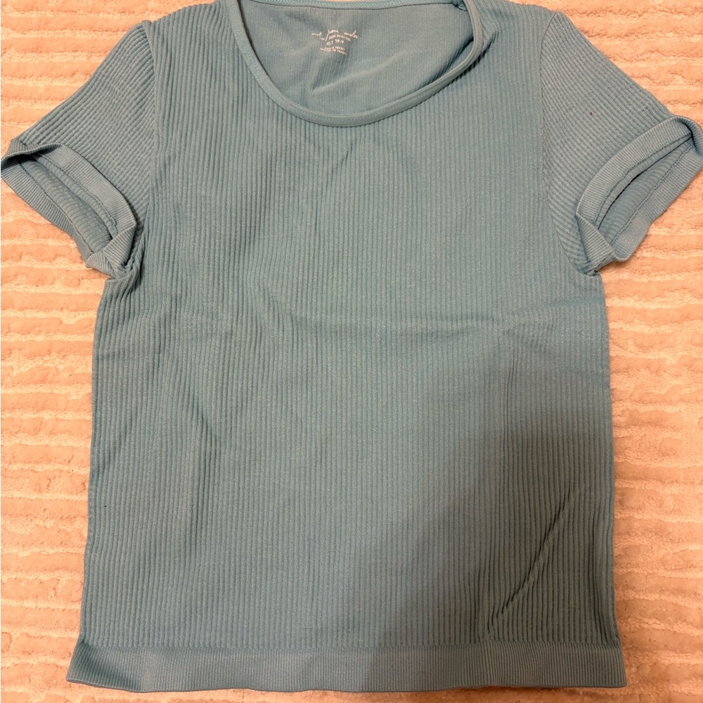 🦋 Out From Under UO Seamless Ribbed Tee | Blue XS/S 💙